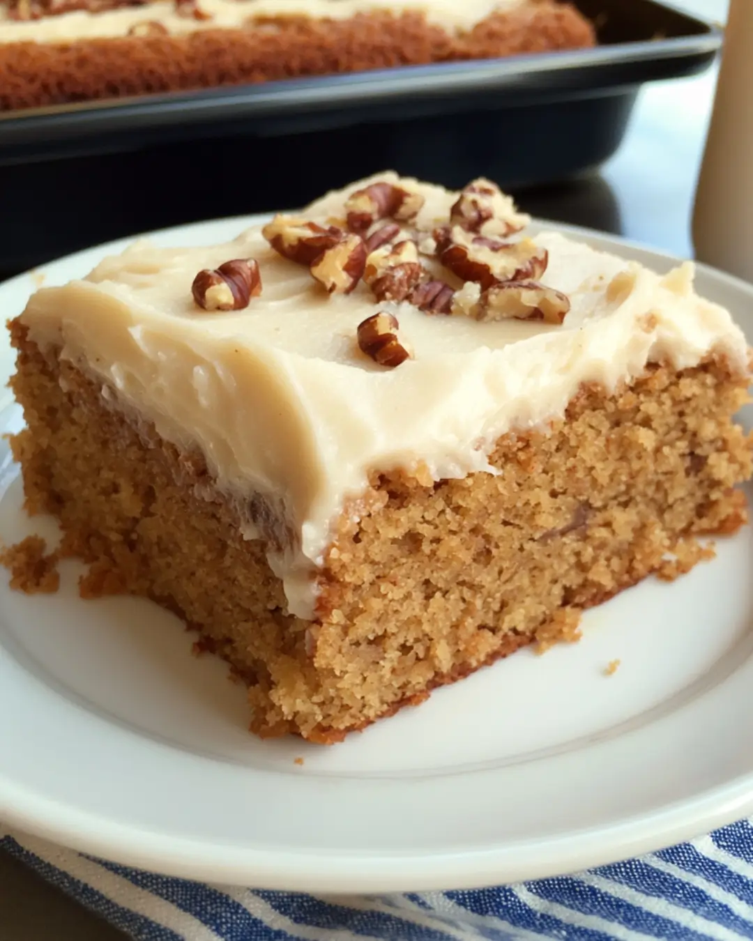 Delicious Applesauce Cake