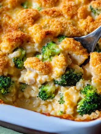 Scrumptious Chicken Broccoli Rice Casserole